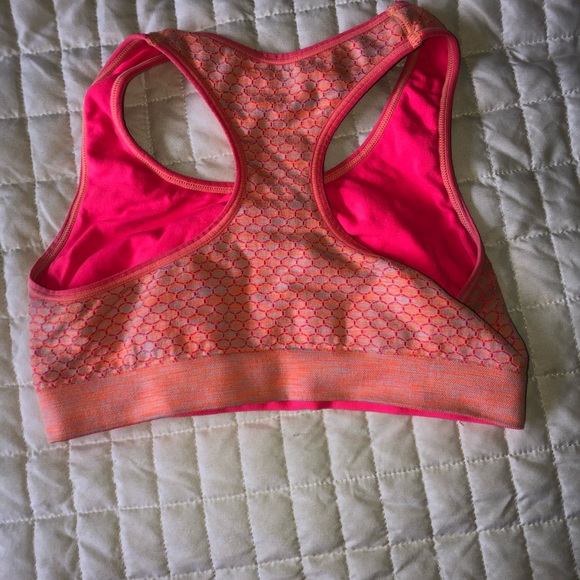 super cute champion sports bra! - Picture 2 of 3